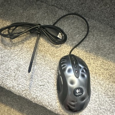 Logitech MX518 Wired Gaming Mouse 1800 DPI 8-Button Scroll Wheel Black/Gray