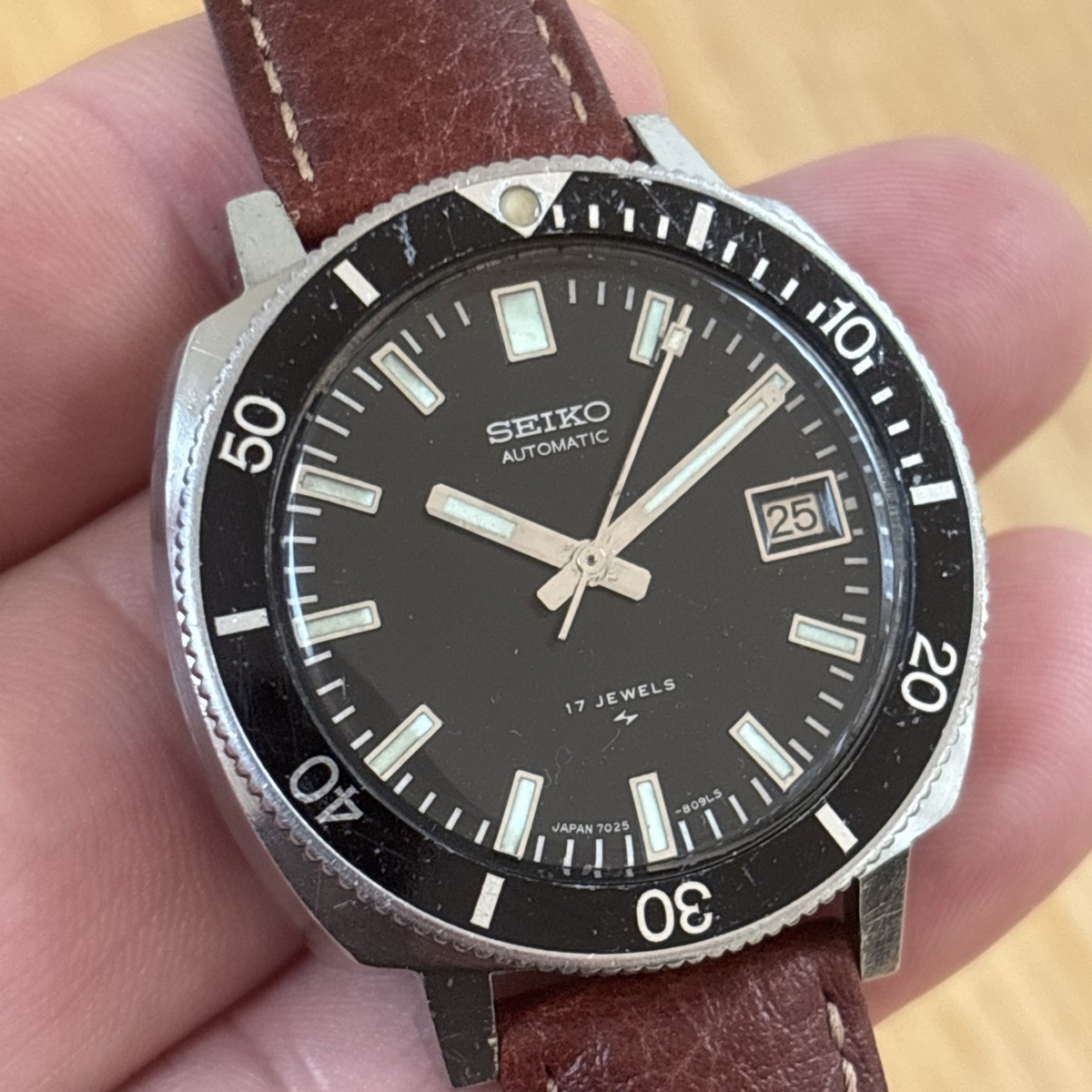 Vintage 1977 Seiko 7025-8099 Poor Man's 62MAS + serviced + new