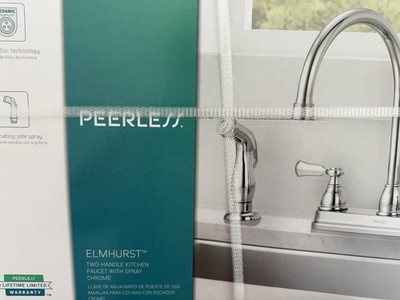 Chrome 2-handle Deck-mount High Arc Kitchen Faucet With Sprayer Peerless P2685LF
