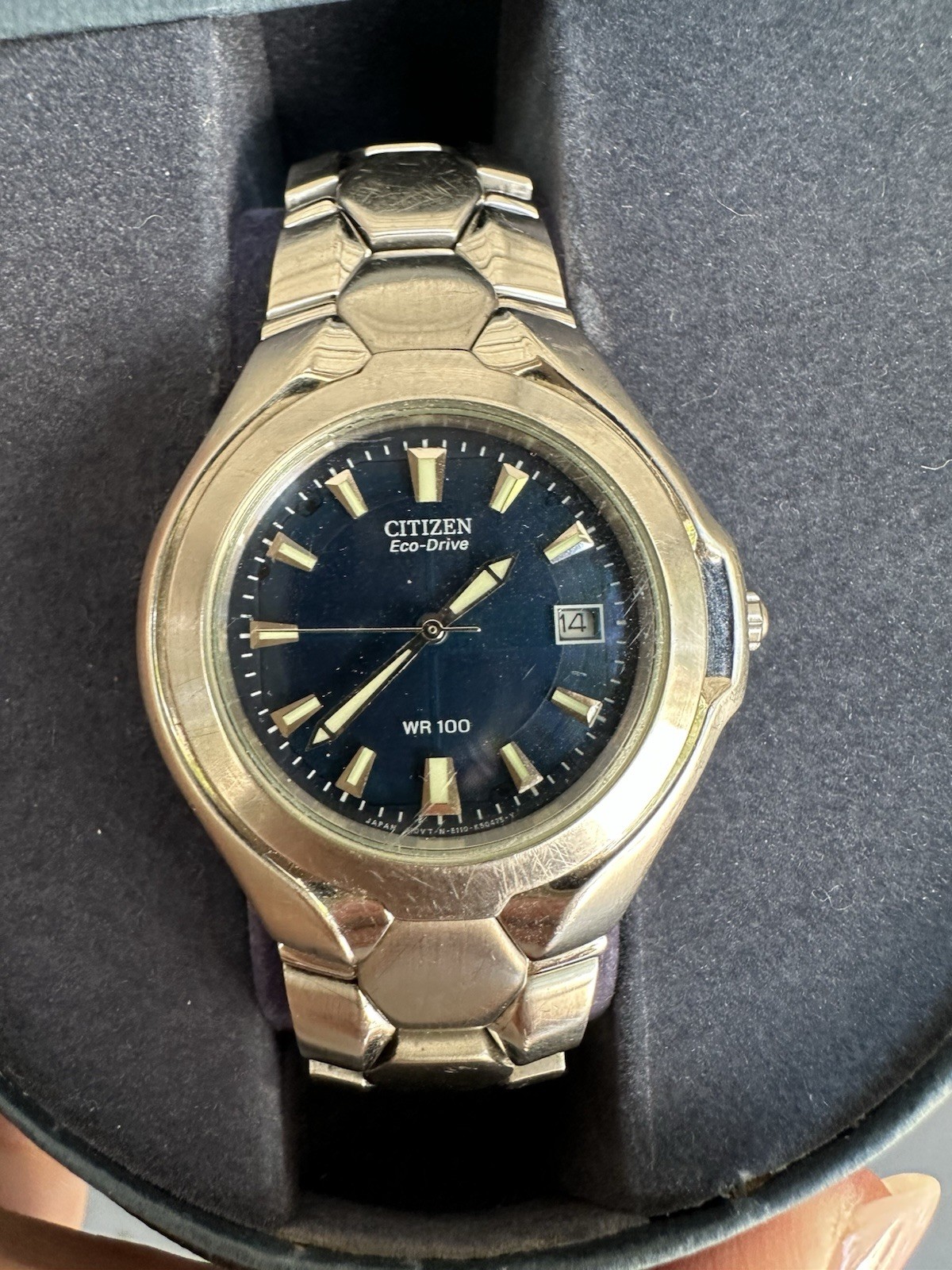 Citizen Steel Watch Stainless 2001 Vintage Eco-Drive - vintagewatches.pk