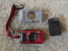Olympus Tough TG-4 4K Digital Camera Shockproof/Waterproof Memory Card Charger