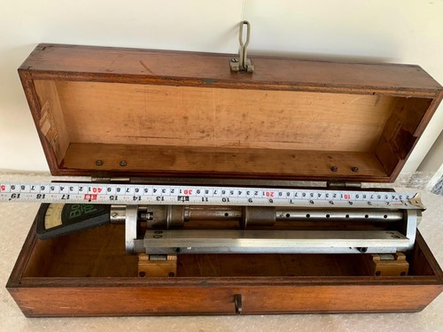 VINTAGE BOX FORD DENFORDS LONDON HALIFAX ENGINEERING HAND TOOL - Picture 2 of 21