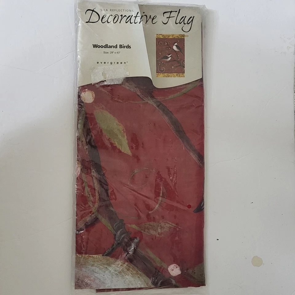 VTG Kate Miller-McRostie Woodland Birds House Flag 29 x 43 Silk Reflections New - Image 2 of 4