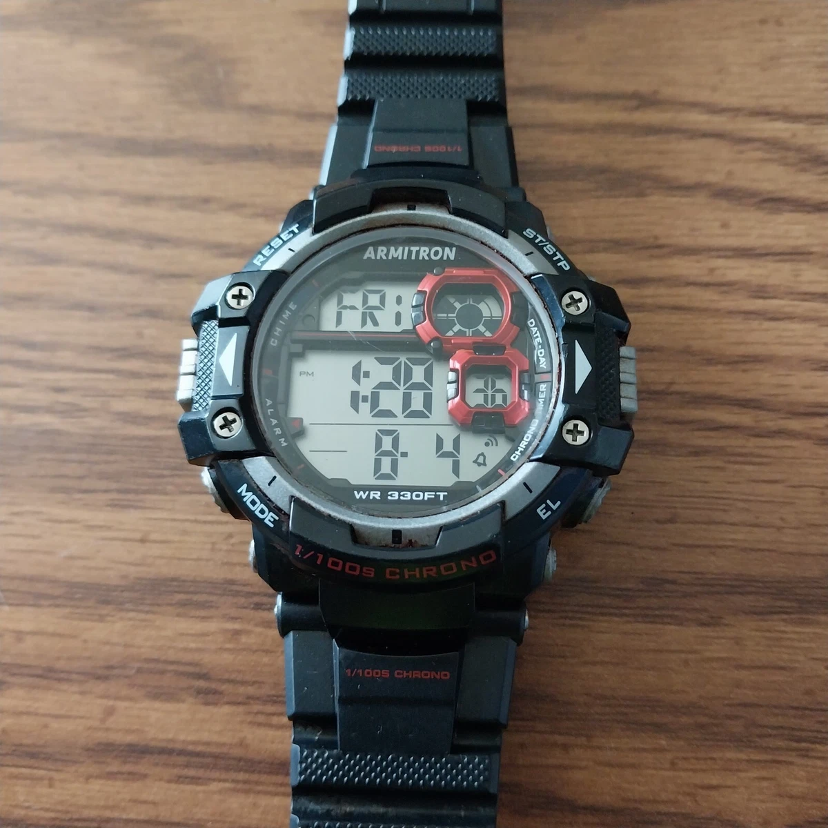 Armitron watch outlet alarm