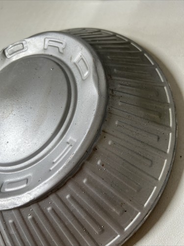 Set 1965 1966 FORD FALCON DOG DISH POVERTY WHEEL HUBCAPS 9.5” 65 66 - 1 Dented - Foto 11 di 14