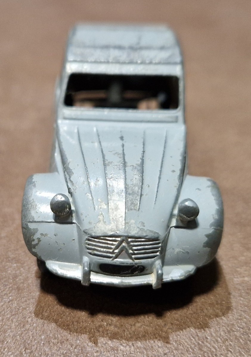 JOUET ANCIEN DINKY TOYS / CITROEN 2 CV EUR 8,50 - FR