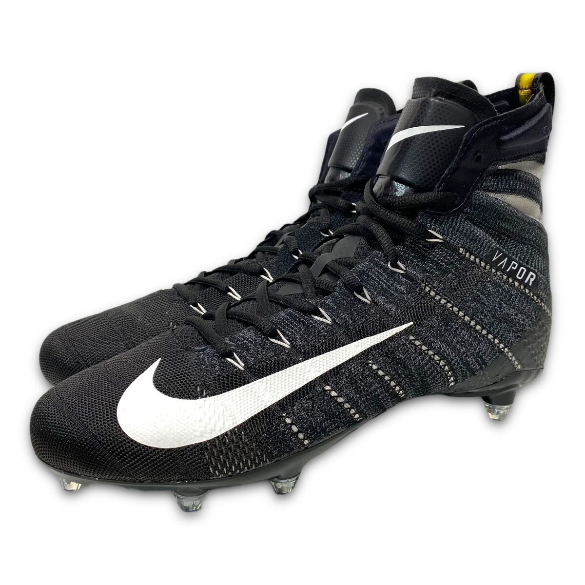 Nike Mens Vapor Untouchable 3 Elite Flyknit Football Cleats Nike Mens Vapor Untouchable 3 Elite Flyknit Football Cleats