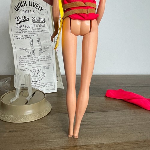 Vintage Walk Lively Barbie Original Instructions & Stand 1970s Mattel #1182 - Picture 17 of 24