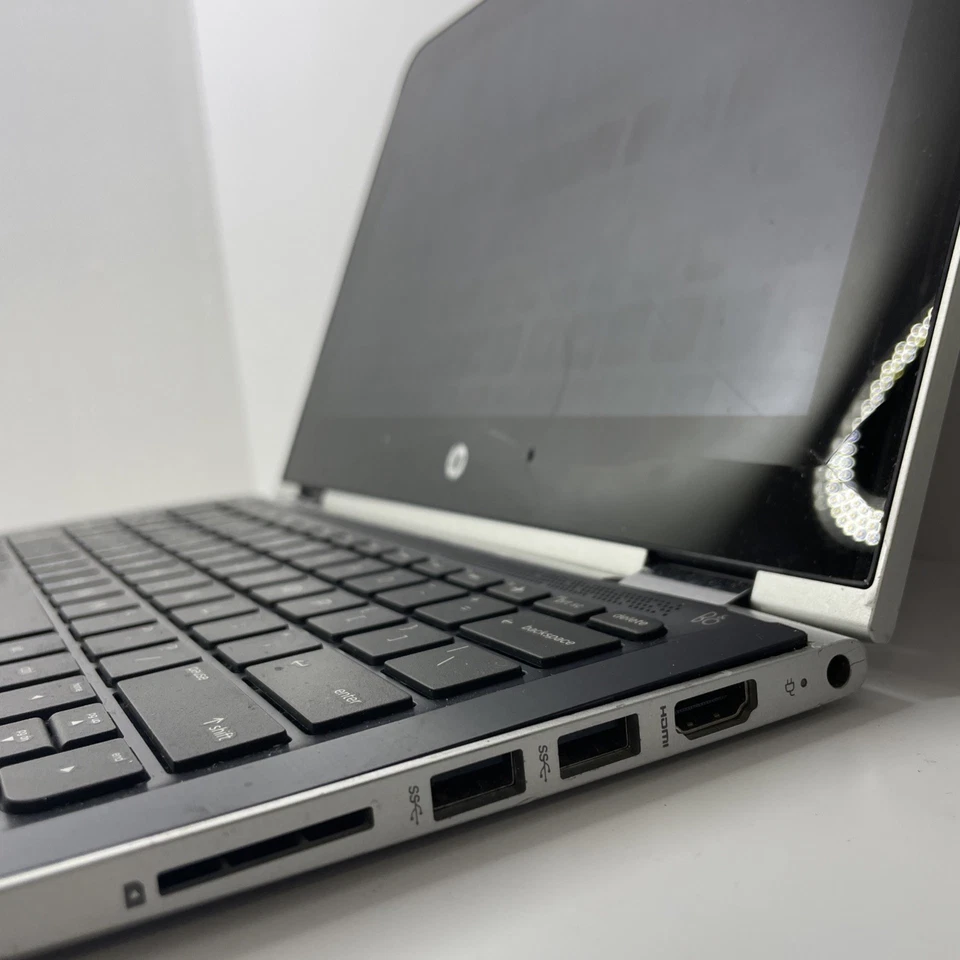 HP Pavilion X360 3165NGW m1 convertible PC For parts “DOES NOT  TURN ON” - Image 3 of 4