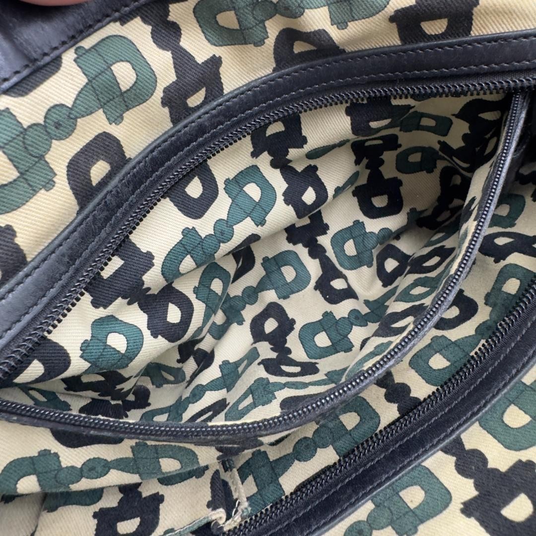 Gucci GG Leather Tote Bag Black Gold Embossed Logo Authentic Used thumbnail 13