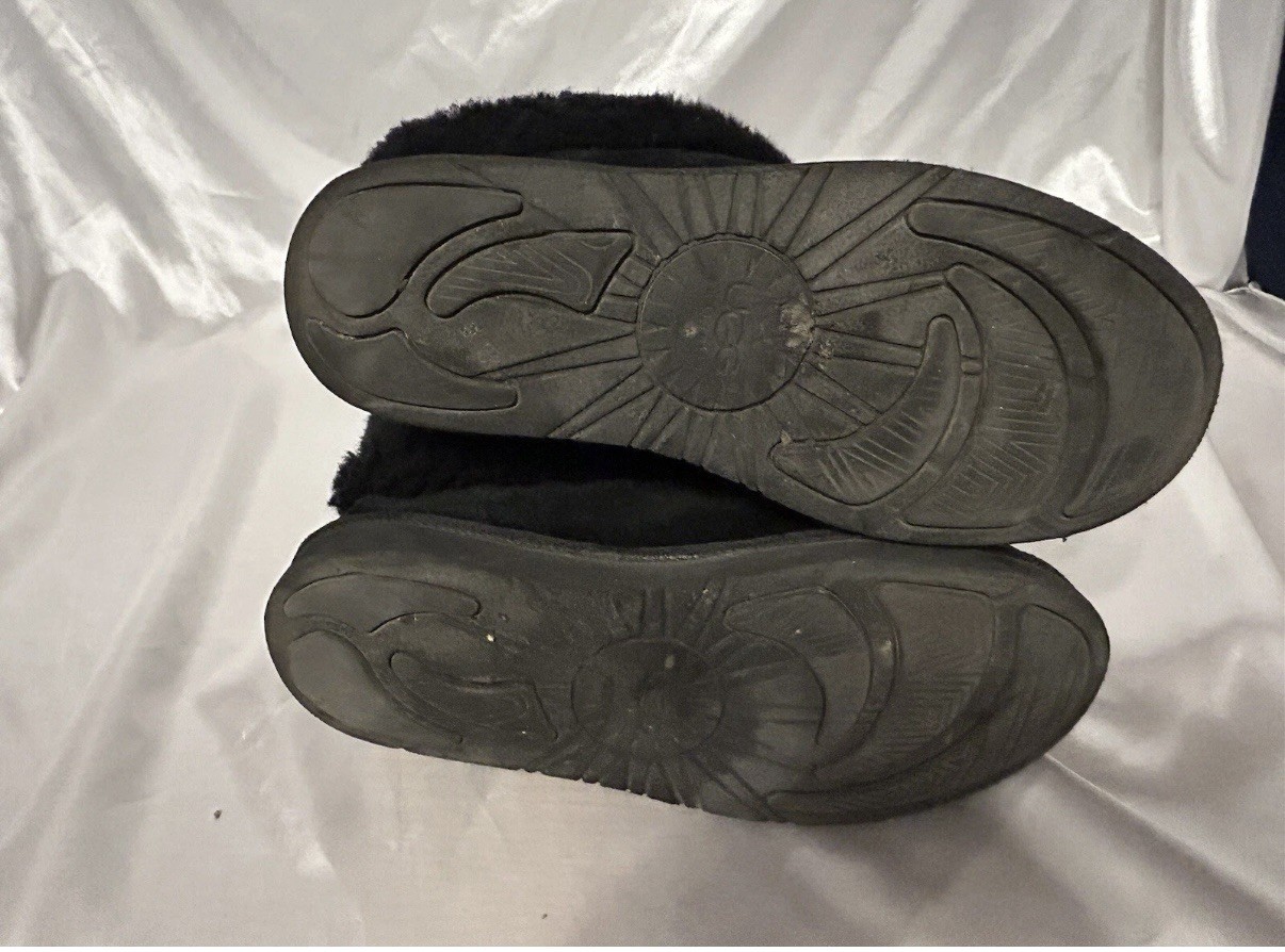 RARE! Ugg Women’s Patten Black Suede  Sheepskin Shearling Lamb Fur Boots Size 10 image 6