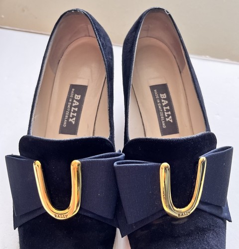 BALLY SWITZERLAND Witchy Poo Pilgrim Retro Vintage Navy Bow Pumps Heels 5 1/2 - Picture 2 of 12