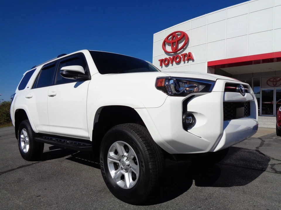 2024 Toyota 4Runner Call or Text Scott Long @ 814-242-8404 - Image 2 of 4