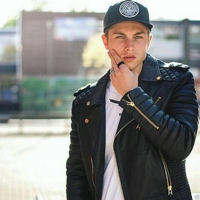 Herren Schwarz Leder Biker Jacke Gold Hardware Slim Fit Motorrad Stil Jacke