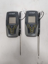 Lot of 2 Used VWR 21800-068 Traceable 4430 Kangaroo Thermometer -58 to 572F