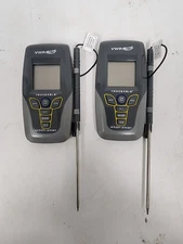 Lot of 2 Used VWR 21800-068 Traceable 4430 Kangaroo Thermometer -58 to 572F