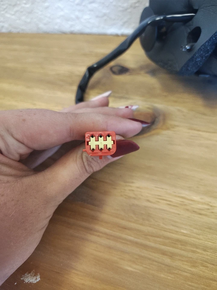 Passenger Side Electric Mirror For 93-95 Jeep Cherokee - Image 4 of 4