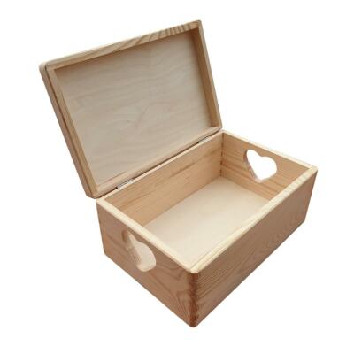  Holzkoffer / Box 30x20x13,5 cm mit Deckel und Herz, unlackiert