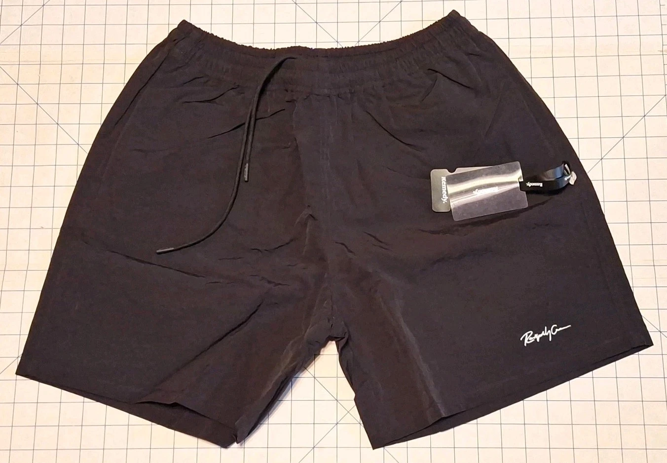 Mens XL Remedy Quick Dry Nylon Sports Shorts