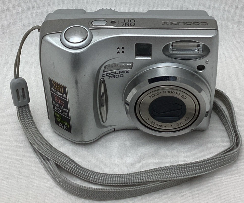 Nikon COOLPIX 7600 Digital Cameras for Sale - Shop New & Used