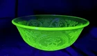Indiana Depression Glass Horseshoe Green Uranium Bowl Rare 7 1/2"