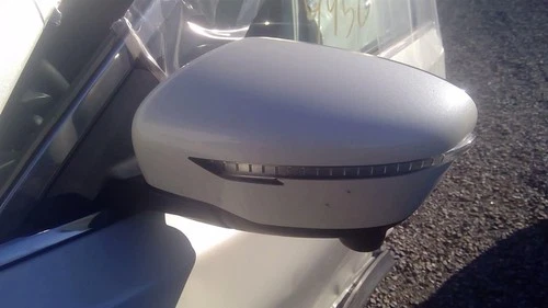 Used Left Door Mirror fits: 2015 Nissan Rogue power VIN 5 1st digit USA built he