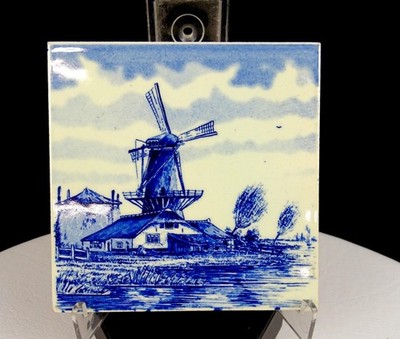 Goedewaagen Delft Blue Holland Porcelain Stoneware Windmill 4 1/4'' Tile 1960s