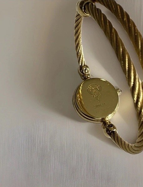 GUCCI Vintage 2700.2.L Esfera Negra Brazalete Dorado Cuarzo Reloj Mujer 3