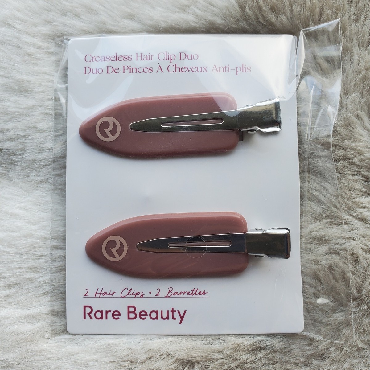 Rare Beauty By Selena Gomez Creaseless Hair Clip Duo 2024 | eBay display picture 3
