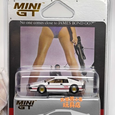 Classic Lotus Esprit Turbo 1:64 Alloy Diecast Model Car - Collectible Supercar