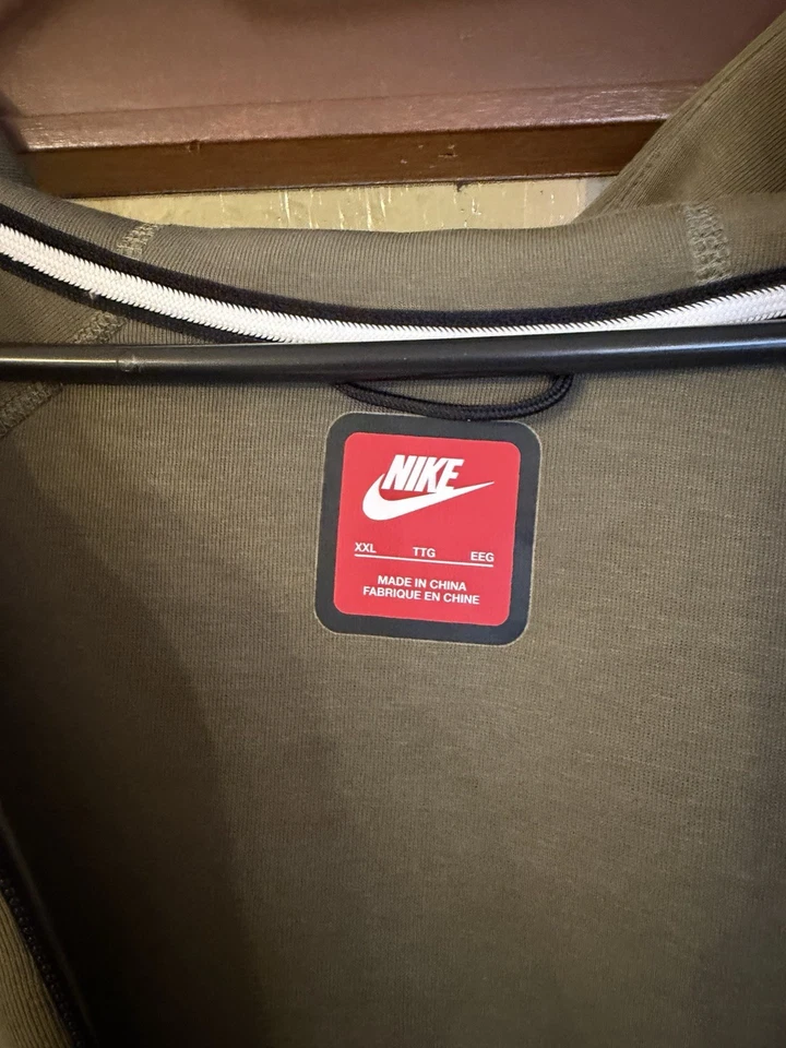 Nike Tech Fleece Windrunner, Foto 3 von 3