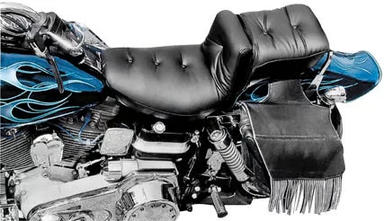 Mustang Regal Duke Asiento Almohada Extra Ancho Una Pieza Motocicleta Bicicleta de Calle 75060 Foto 3 de 4