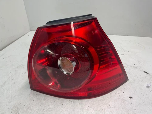 1K6945094G Feu Arrière Droit pour VOLKSWAGEN GOLF V (1K1)(10.2003) 2006 522649 - Foto 1 di 10