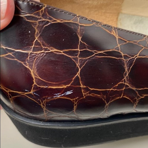 Scarpe con zeppa bassa FERRAGAMO Croc in pelle goffrata marrone taglia 10,5 - Foto 11 di 12