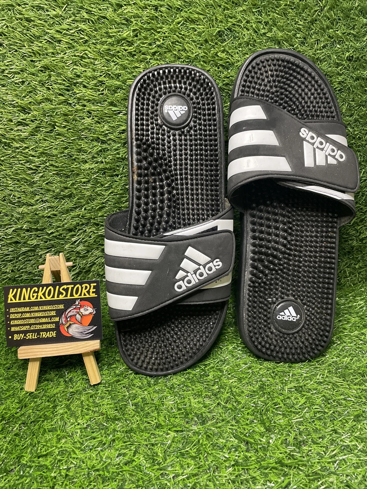 Adidas Uomo Sliders Adissage Slides massaggio plantare piscina doccia scarpe da spiaggia Uk12