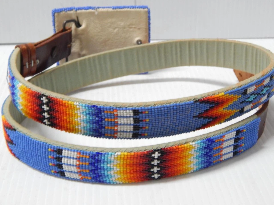 VINTAGE MONTANA NO. CHEYENNE PLAINS INDIAN PICTORIAL BEADED BELT + BUCKLE -MINT! - Image 3 of 4