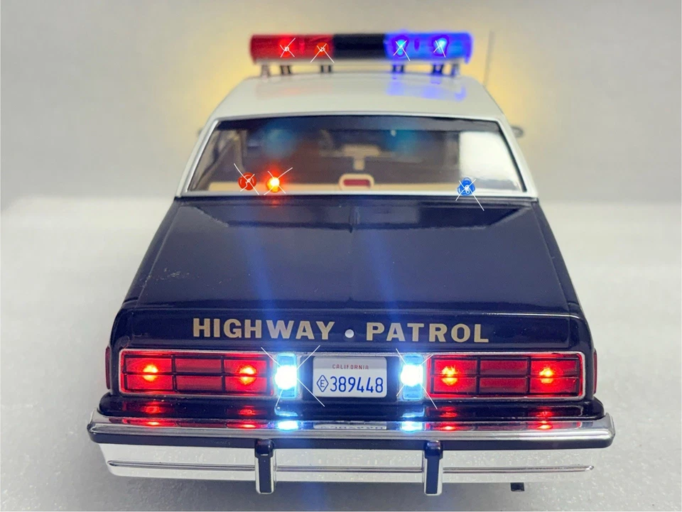 1:18 *CHP 1989 Chevrolet Caprice California Highway Police WORKING LED LIGHTS - Image 4 of 4