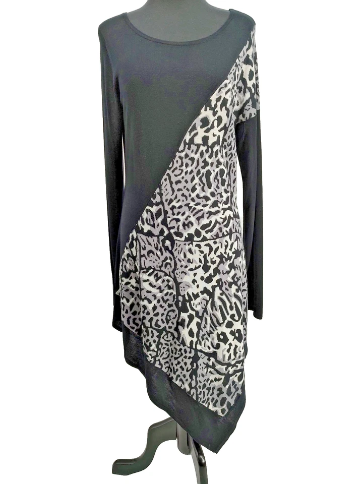Attitudes By Renee Woman Black Leopard Sweater Dress Size Large Asymmetrical Hem