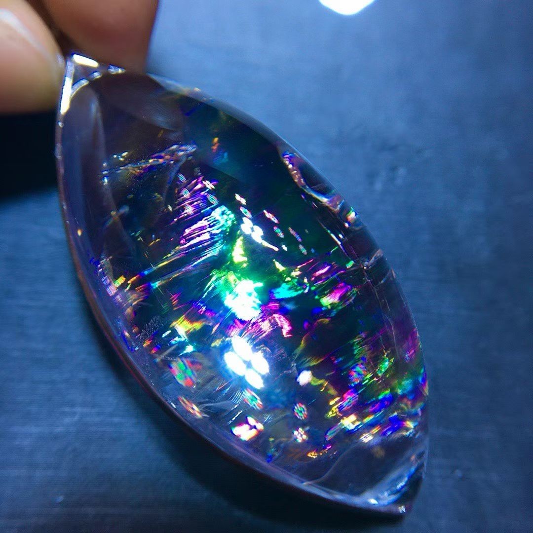 Rare Natural rainbow Clear Quartz crystal Carved Crystal Pendant Reiki healing