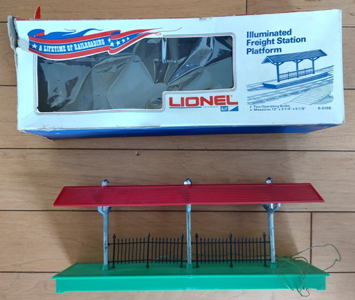 Plataforma de tren iluminada Lionel 6-2156 (usada) | Zustand: Used