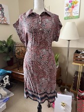Tommy Hilfiger paisley print dress with button up collar and short sleeves Size6