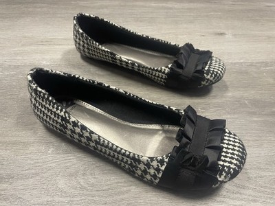 Fergalicious Alana Black White Ballet Flats Women s Size 9.5M