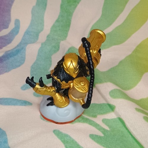 Skylanders Giants Legendary Jet Vac Figure With Stat Card - Picture 4 of 8