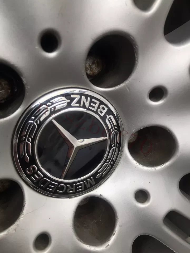 Cubierta de llanta negra Mercedes Benz 75 mm 4 piezas tapacubos emblema insignia Foto 4 de 4