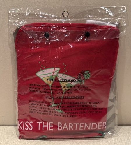 Holiday Apron Set with Apron and Santa Hat. “Kiss The Bartender”. NEW - Picture 4 of 4