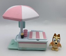 Bluey Family  Friends Figure  Accessories BINGO w/ICE CREAM CART Umbrella