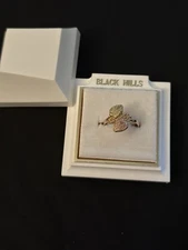 Tri Color Grape Leaf Black Hills Type Gold Ring Size 7 Pure 10Kt