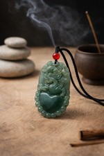 Handgefertigter Jade Drachen Anhänger Unikat Feng Shui GlücksAmulett Kette Grüne