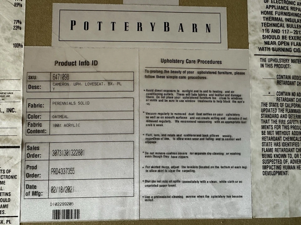 Loveseat tapizado Pottery Barn Cameron con brazo enrollable 63" tejido de canasta avena Foto 2 de 4