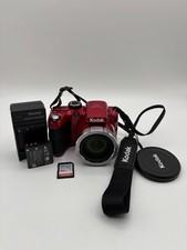 Kodak PIXPRO AZ421 16.0MP Digital Camera Red Bundle